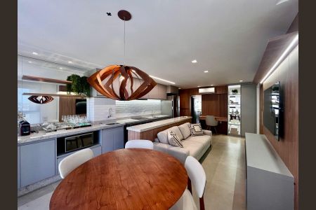 Sala de apartamento para alugar com 1 quarto, 49m² em Nova Campinas, Campinas