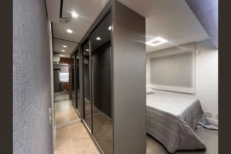 Apartamento para alugar com 49m², 1 quarto e 2 vagasCloset da suíte