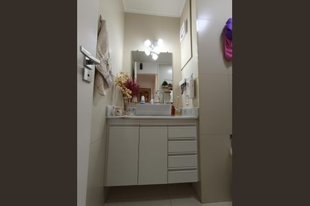 Apartamento à venda com 100m², 3 quartos e 1 vaga Apartamento à venda com 100m², 3 quartos e 1 vagaBanheiro