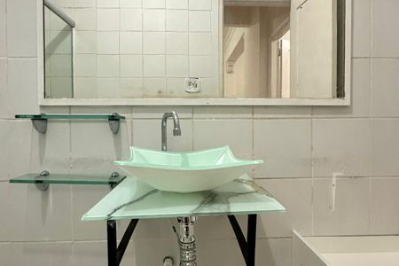 Apartamento para alugar com 90m², 3 quartos e sem vagaBanheiro