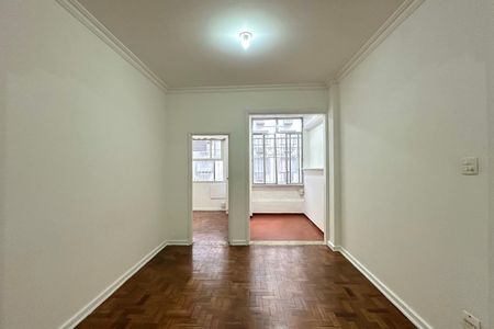 Apartamento para alugar com 90m², 3 quartos e sem vagaSala