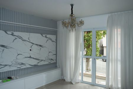 Sala de casa de condomínio para alugar com 3 quartos, 137m² em Jardim Nova Coimbra, Cotia