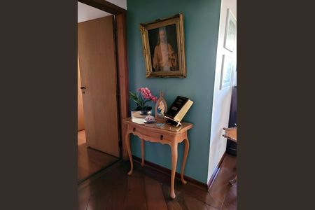 Apartamento para alugar com 300m², 4 quartos e 4 vagasCorredor