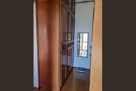 Apartamento para alugar com 300m², 4 quartos e 4 vagasQuarto
