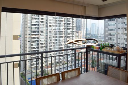 Apartamento à venda com 55m², 2 quartos e 1 vagaVaranda