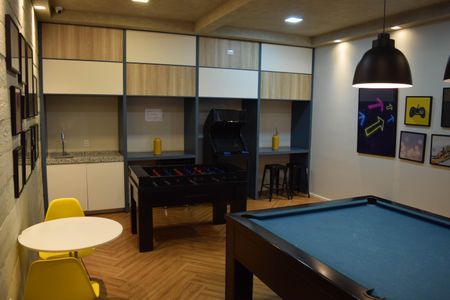 Apartamento à venda com 55m², 2 quartos e 1 vagaÁrea comum