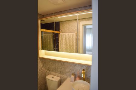 Apartamento à venda com 55m², 2 quartos e 1 vagaBanheiro da Suíte