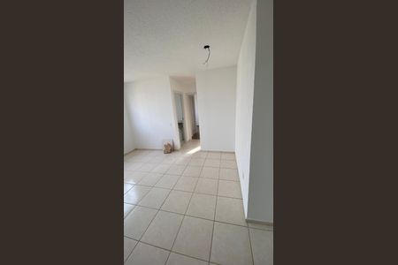 Sala de apartamento para alugar com 2 quartos, 45m² em Mantiqueira, Belo Horizonte