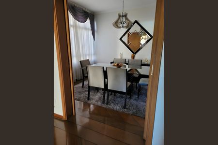 Apartamento para alugar com 83m², 2 quartos e sem vaga