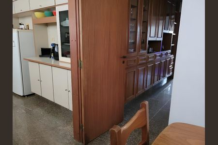 Apartamento para alugar com 83m², 2 quartos e sem vaga