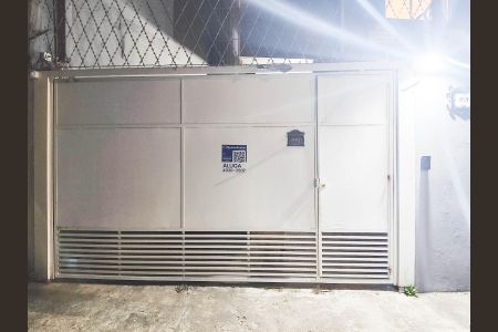 Casa à venda com 115m², 3 quartos e 2 vagasFachada