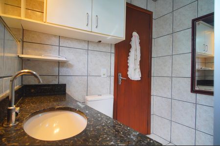 Casa para alugar com 250m², 3 quartos e 2 vagasBanheiro Social