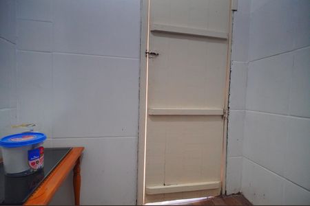 Casa para alugar com 250m², 3 quartos e 2 vagasBanheiro de Serviço