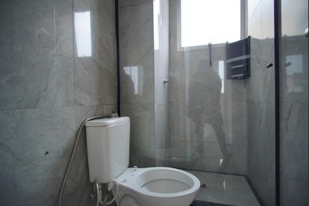 Banheiro Corredor de apartamento para alugar com 2 quartos, 41m² em Sarandi, Porto Alegre