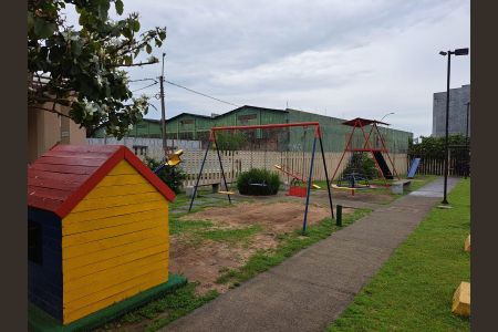 Apartamento à venda com 41m², 2 quartos e 1 vaga Apartamento à venda com 41m², 2 quartos e 1 vagaÁrea Comum - Playground