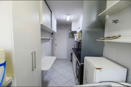 Apartamento à venda com 63m², 1 quarto e 1 vaga Apartamento à venda com 63m², 1 quarto e 1 vagaÁrea de Serviço