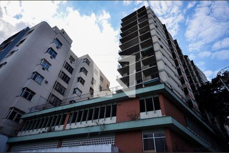 Apartamento à venda com 63m², 1 quarto e 1 vaga Apartamento à venda com 63m², 1 quarto e 1 vagaFachada