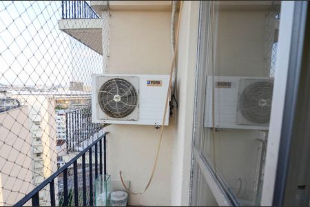 Apartamento à venda com 63m², 1 quarto e 1 vaga Apartamento à venda com 63m², 1 quarto e 1 vagaVaranda da Suíte