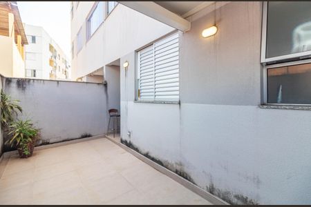 Apartamento à venda com 120m², 2 quartos e 2 vagasÁrea Externa