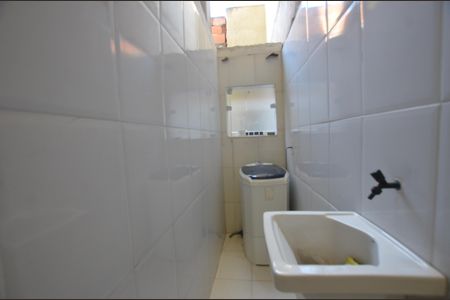 Casa para alugar com 70m², 1 quarto e 1 vagaÁrea de Serviço