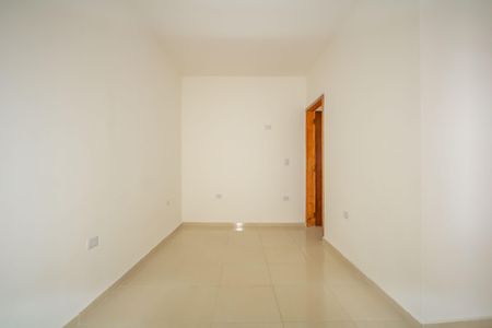 Sala de casa para alugar com 2 quartos, 30m² em Rochdale, Osasco