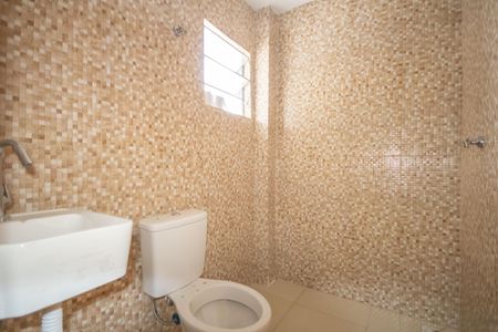 Casa para alugar com 30m², 2 quartos e sem vaga Casa para alugar com 30m², 2 quartos e sem vagaBanheiro da Suíte