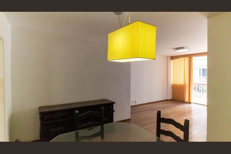 Apartamento à venda com 116m², 3 quartos e 1 vaga Apartamento à venda com 116m², 3 quartos e 1 vagaSala