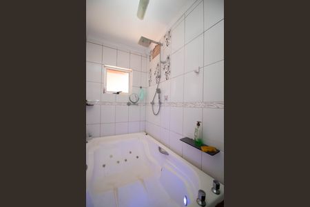 Casa à venda com 125m², 3 quartos e 2 vagasBanheiro da Suíte 