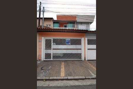 Casa à venda com 125m², 3 quartos e 2 vagasFachada