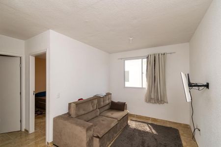 Sala de apartamento para alugar com 2 quartos, 42m² em Brás de Pina, Rio de Janeiro