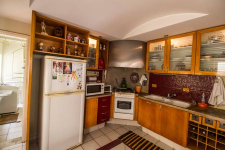 Casa de condomínio à venda com 333m², 3 quartos e 4 vagasCozinha