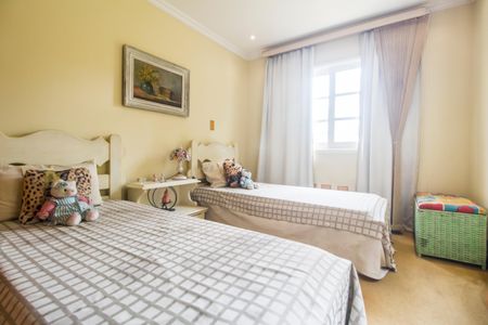 Casa de condomínio à venda com 333m², 3 quartos e 4 vagasQuarto 3