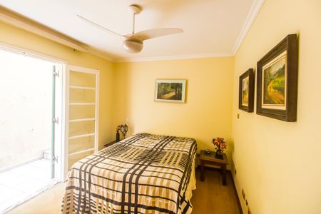 Casa de condomínio à venda com 333m², 3 quartos e 4 vagasQuarto 2