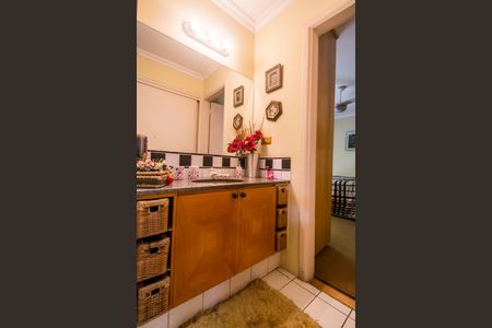 Casa de condomínio à venda com 333m², 3 quartos e 4 vagasBanheiro 2