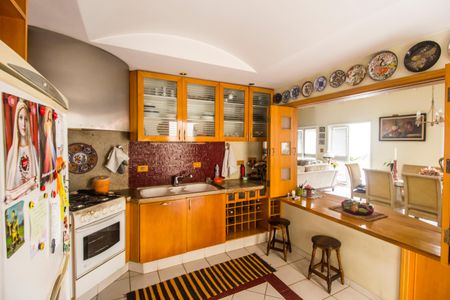 Casa de condomínio à venda com 333m², 3 quartos e 4 vagasCozinha