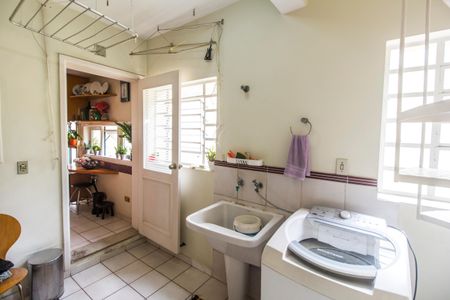 Casa de condomínio à venda com 333m², 3 quartos e 4 vagasÁrea de Serviço