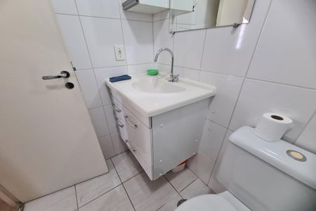 Apartamento à venda com 54m², 3 quartos e 1 vaga Apartamento à venda com 54m², 3 quartos e 1 vagaBanheiro