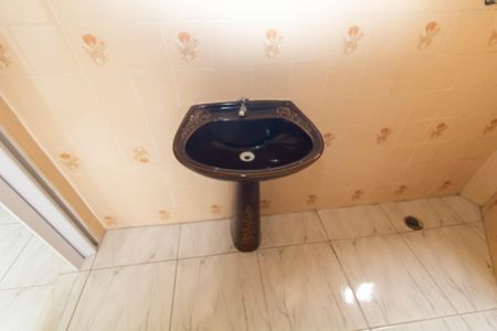 Casa à venda com 180m², 3 quartos e 2 vagasBanheiro da Suíte