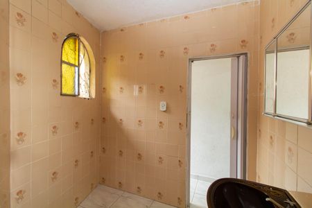 Casa à venda com 180m², 3 quartos e 2 vagasBanheiro da Suíte