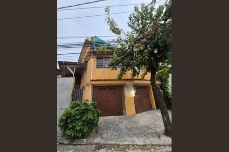 Casa à venda com 180m², 3 quartos e 2 vagasFachada