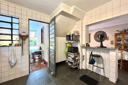 Casa à venda com 358m², 5 quartos e 4 vagasCozinha -Casa 2