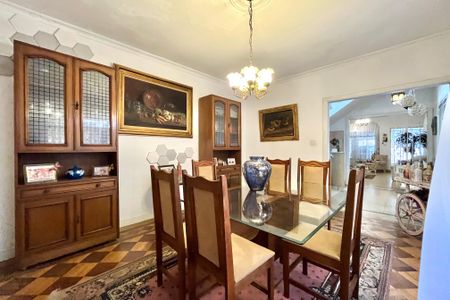 Casa à venda com 358m², 5 quartos e 4 vagasCopa