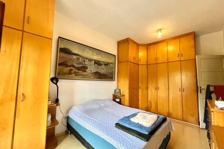 Casa à venda com 358m², 5 quartos e 4 vagasSuite -Casa 2