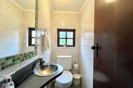 Casa à venda com 358m², 5 quartos e 4 vagasLavabo -Casa 2