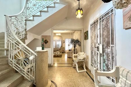 Casa à venda com 358m², 5 quartos e 4 vagasCorredor