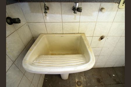 Casa à venda com 150m², 5 quartos e 1 vagaÁrea de Serviço