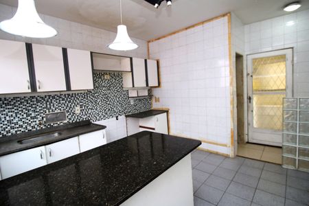 Casa à venda com 150m², 5 quartos e 1 vagaCozinha