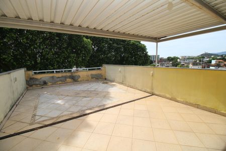 Casa à venda com 150m², 5 quartos e 1 vagaTerraço