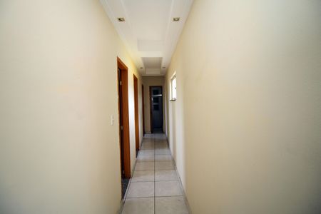Casa à venda com 150m², 5 quartos e 1 vagaCorredor 2º piso