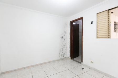 Suíte de casa à venda com 2 quartos, 143m² em Vila Carmosina, São Paulo